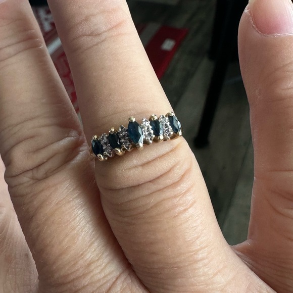 Diamond and Sapphire 5 Stone Ring - Picture 5 of 5